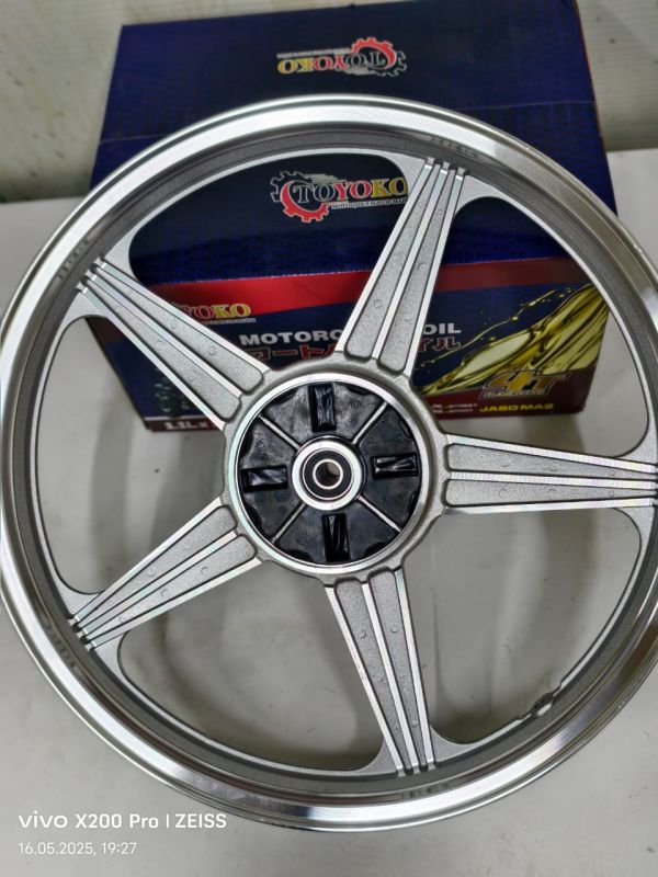 Диск мото задний WY 1,85-18 (качественный)