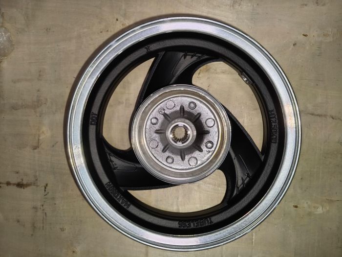 Диск скутер М8 125 2,50*10R задний 