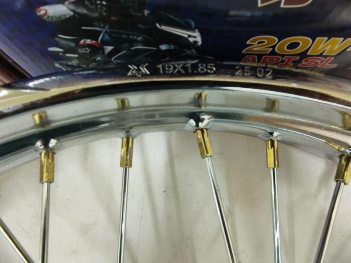 Диск спицы передний 19*1,85 для  эндуро кросс подшипник 6201