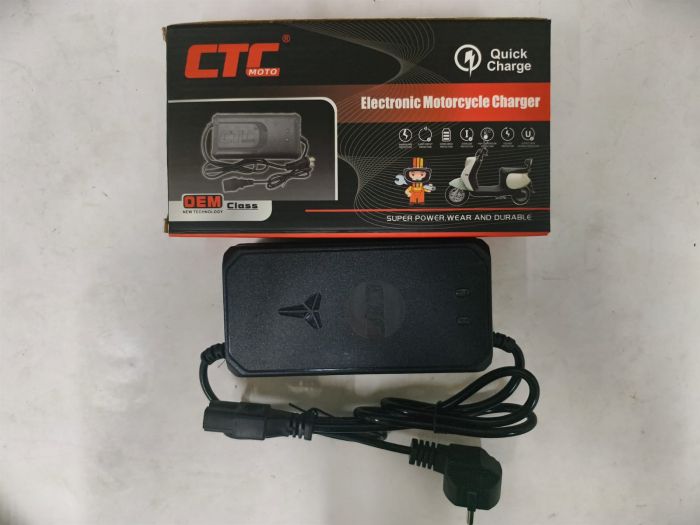 Зарядка  скутер 60V 20-24Ah